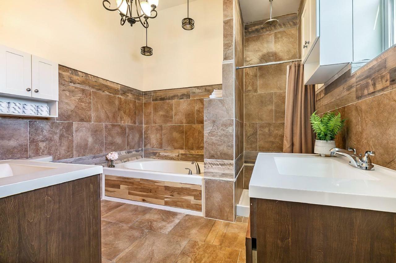 Spacious 4Br Condo On Carondelet Near All Hot Spo Новый Орлеан Экстерьер фото